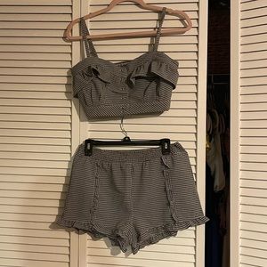 Retro 2 Piece Gingham Set. Size medium. Brand Honey Punch